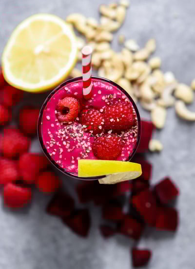 #ad Raspberry Beet and Lemon Smoothie | A healthy breakfast smoothie to start your day off right. #sharethesunshine