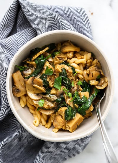 Quick and Easy Vegan Stroganoff