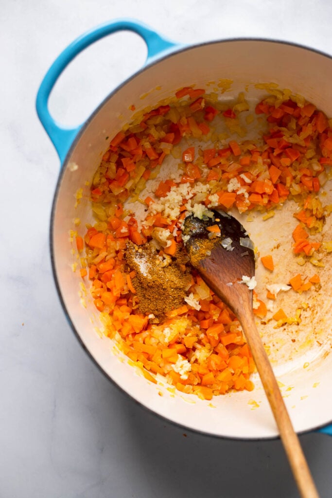 stir in the curry powder and garlic and saute for 1 minute. 